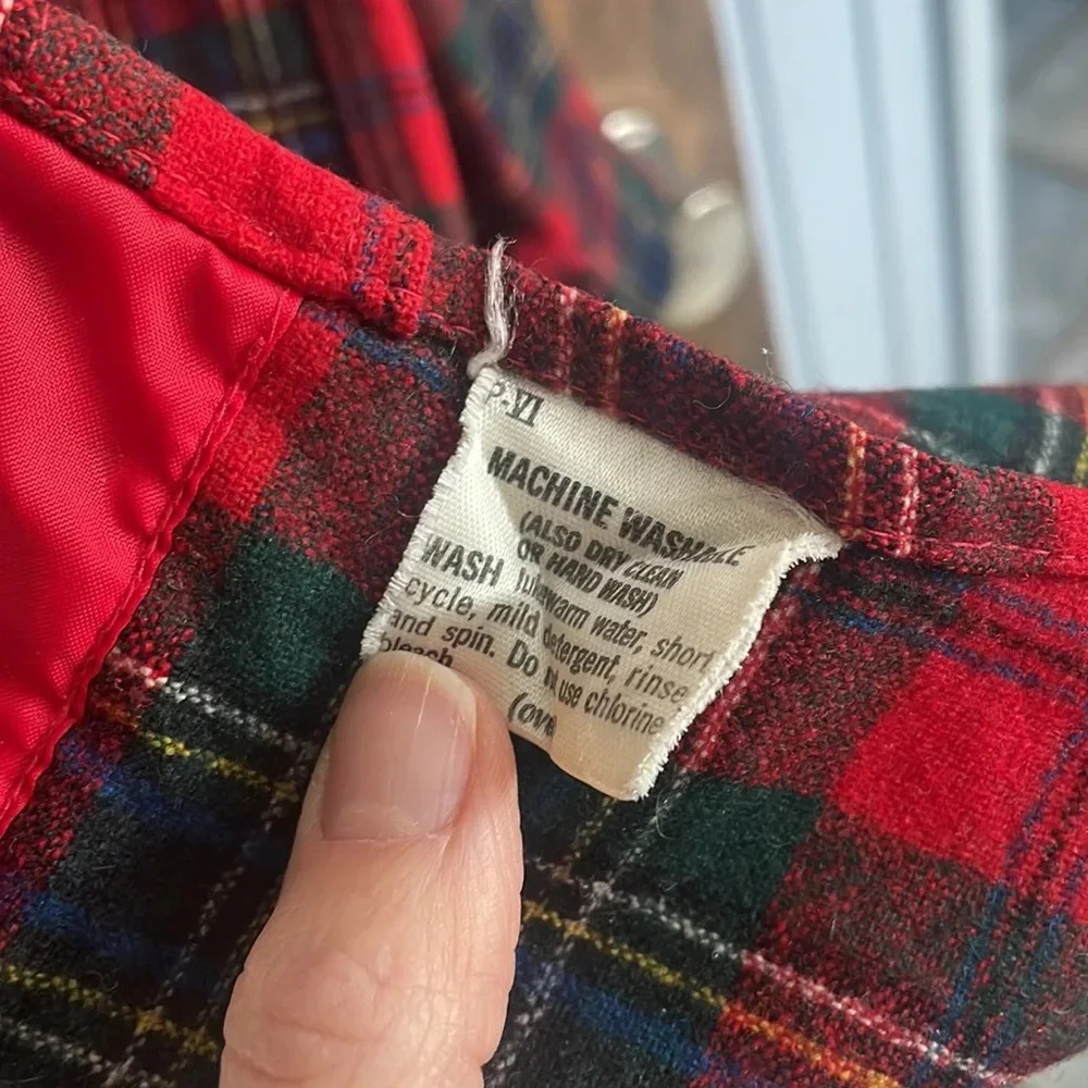 Red Flannel Pendleton Button Up 15.5 - image 4